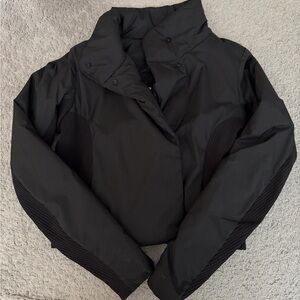 NWT! LULULEMON SLEEK CITY JACKET (Black, Size 8)